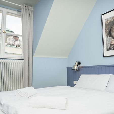 Palais Palffy Suits Виена Екстериор снимка