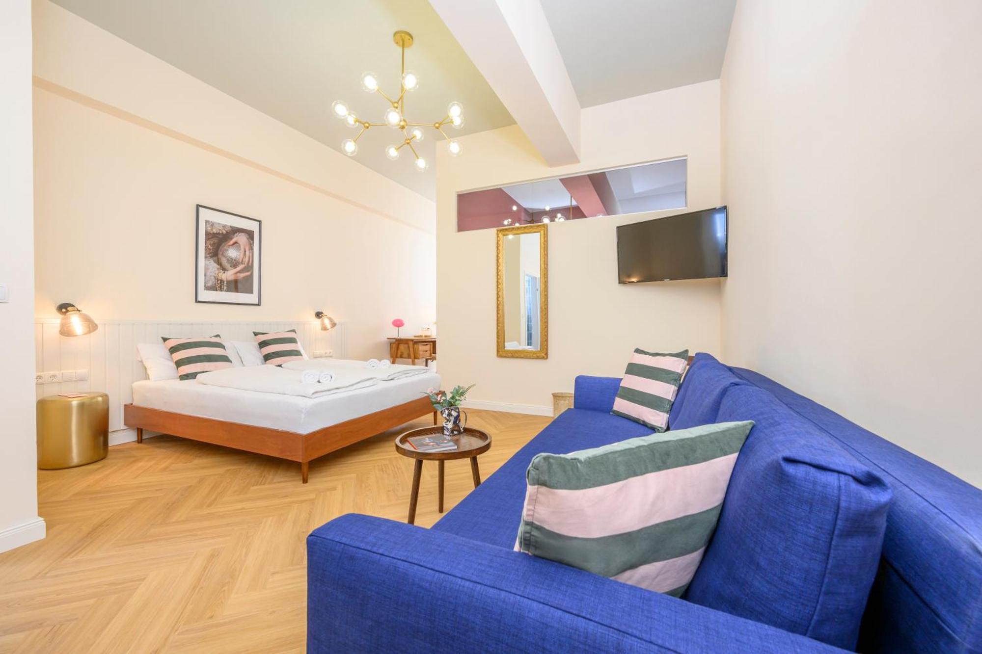 Palais Palffy Suits Виена Екстериор снимка